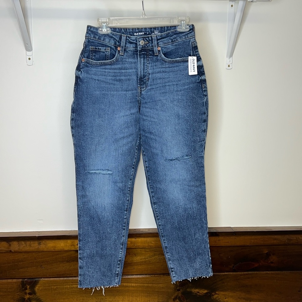 NWT Old Navy High Rise Curvy OG‎ Straight Jeans- 6